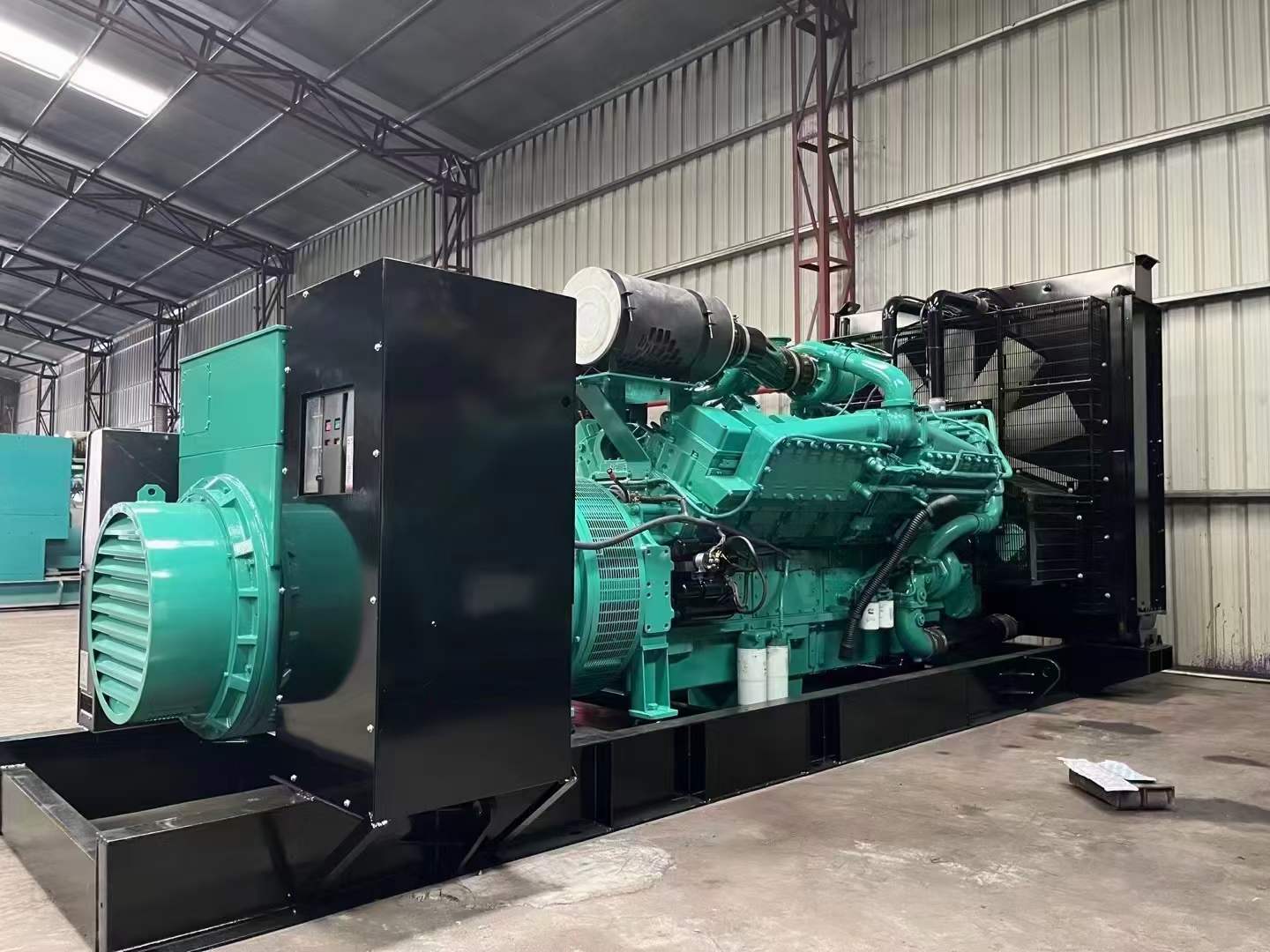 盐源如何降低 800kW 柴油发电机输出电流的波动？