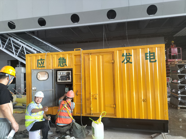 盐源怎样判断空气滤清器是否需要更换？